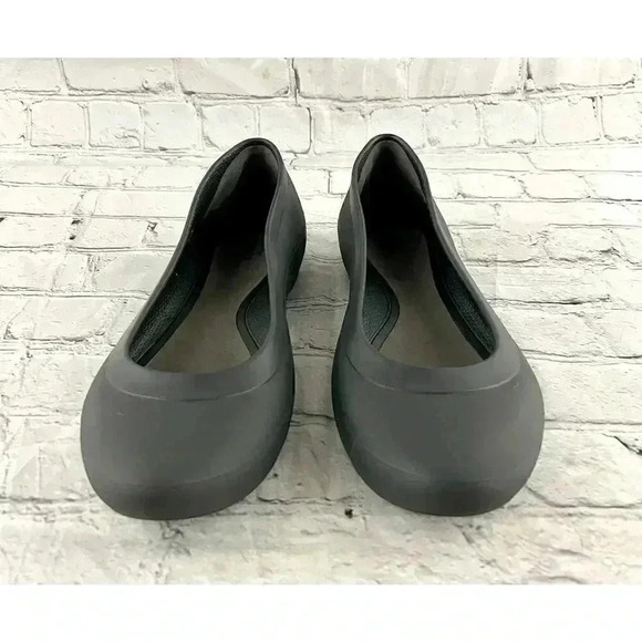 CROCS Gray Flats Iconic Comforts Slip On Shoes Sz 9 - Picture 2 of 9